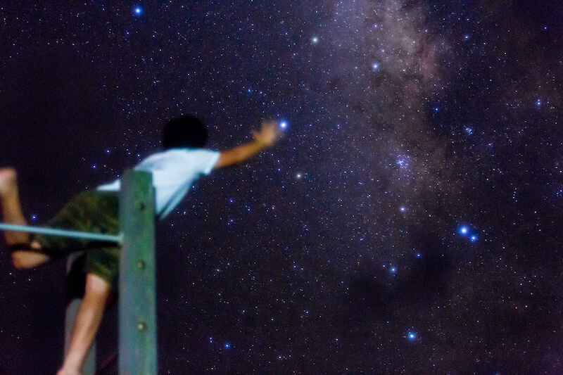 夜は満点の星空観測も...